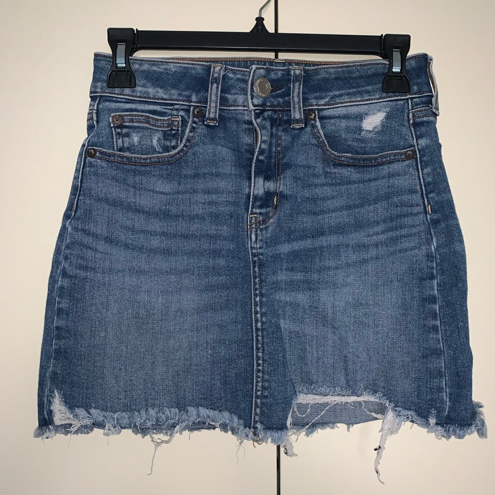 Distressed American Eagle Jean Miniskirt Size 2